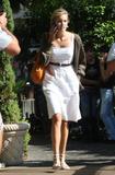 th_23142_Celebutopia-Maggie_Grace_shopping_in_Hollywood-04_123_238lo.jpg