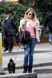 Sienna Miller (Сиенна Миллер) - Страница 2 Th_61085_Preppie_SiennaMillerwalkingherdoginLondon_March2520102_122_515lo