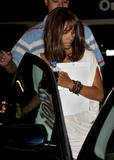 th_62877_Halle_Berry_leaving_her_lawyers_office_in_Los_Angeles_01_122_758lo.jpg
