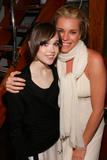 Ellen Page Play Time is Over! Foto 4 (   Time Is Over!  4)