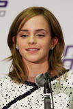 http://img151.imagevenue.com/loc211/th_59318_EmmaWatson_TheNationalMovieAwards2010atTheRoyalFestivalHallinLondon_May262010a055_122_211lo.jpg