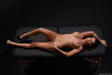 Peta-Jensen-The-Blindfold-Massage-1--s5dboj8wag.jpg