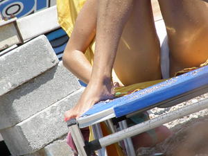 Greek Beach Candid Voyeur Bikini 2009 -a4g8firlv2.jpg